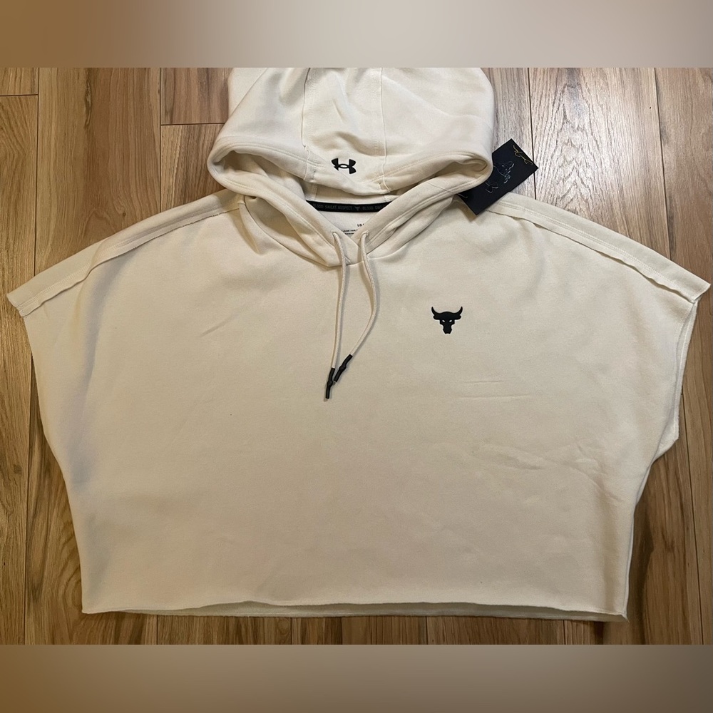 Under Armour Women’s Loose Off-White Crop Hoodie